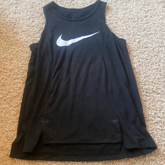 Tops Nike Workout Tank Poshmark